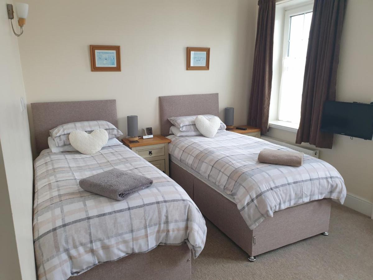 Crofton Guest House Weymouth Bagian luar foto