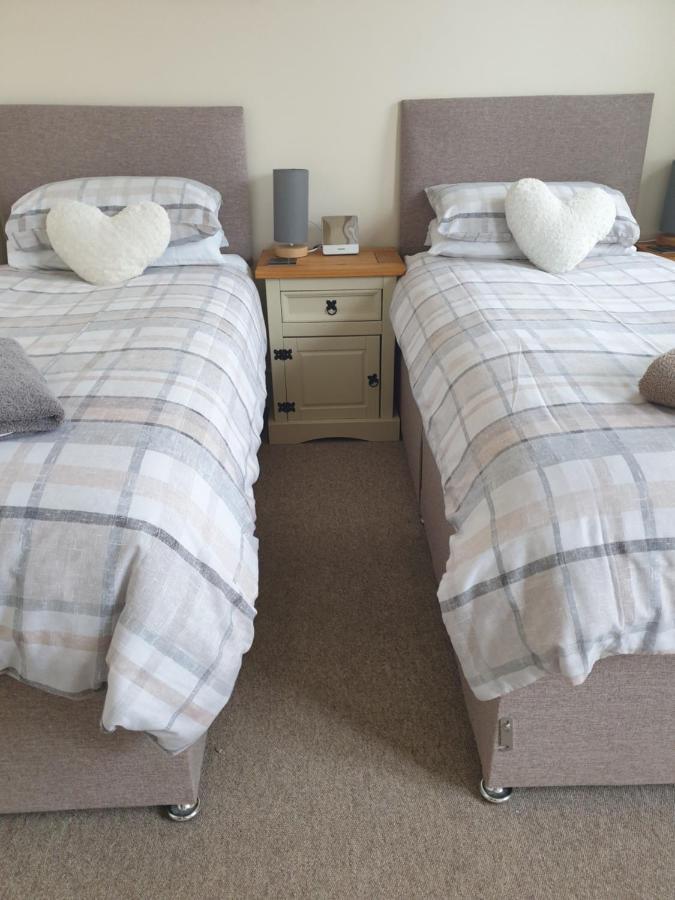 Crofton Guest House Weymouth Bagian luar foto