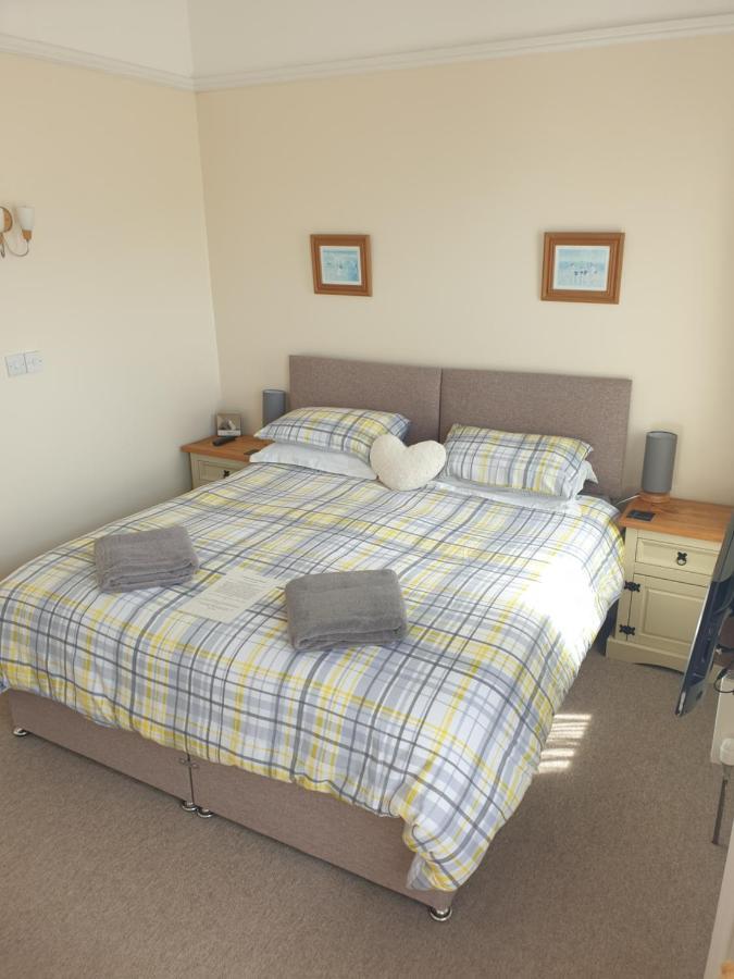 Crofton Guest House Weymouth Bagian luar foto