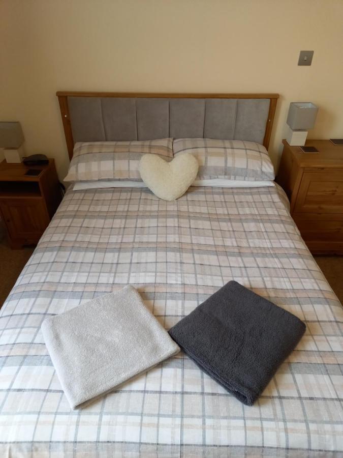 Crofton Guest House Weymouth Bagian luar foto