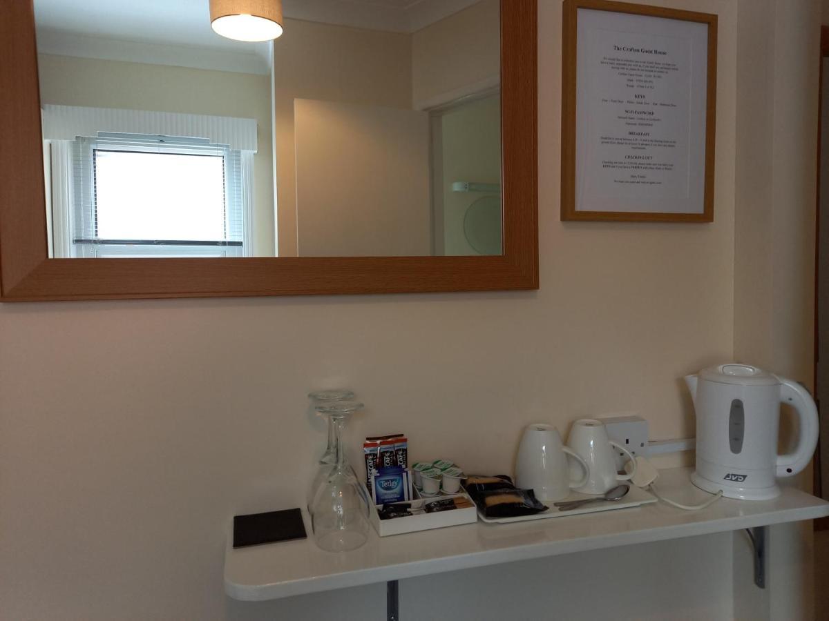 Crofton Guest House Weymouth Bagian luar foto