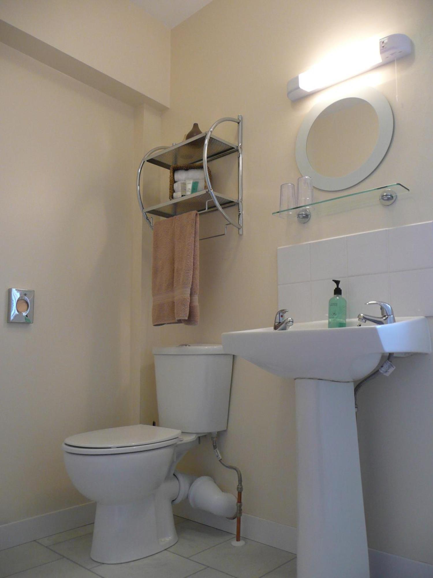 Crofton Guest House Weymouth Bagian luar foto