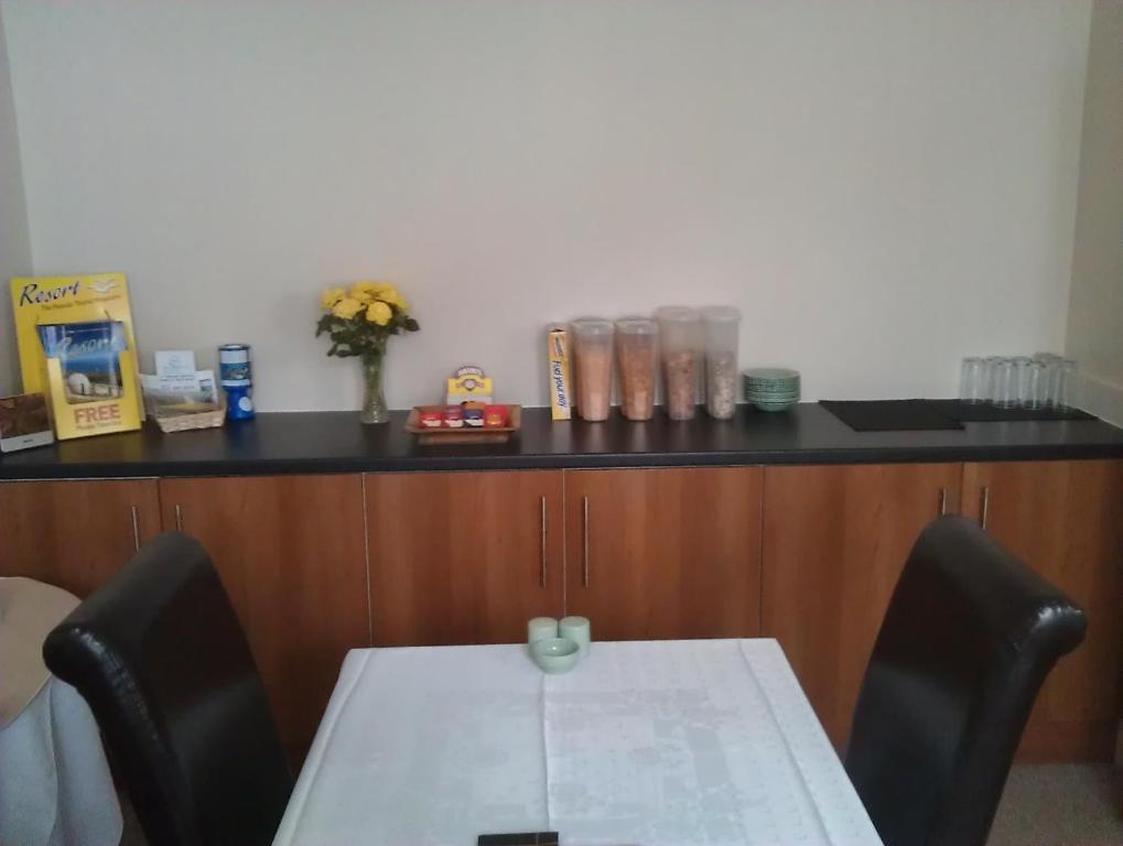 Crofton Guest House Weymouth Bagian luar foto