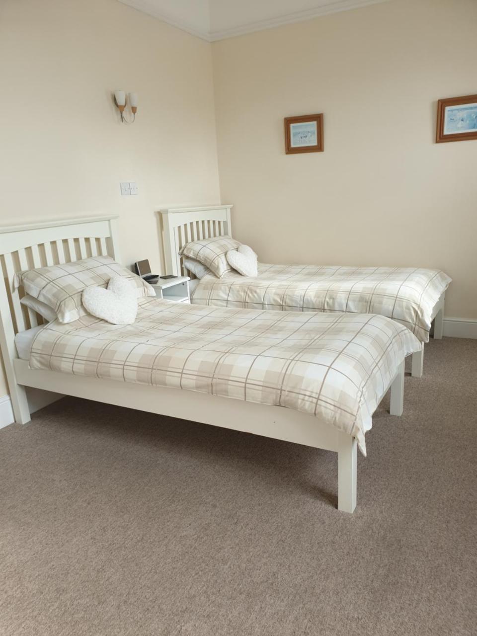 Crofton Guest House Weymouth Bagian luar foto