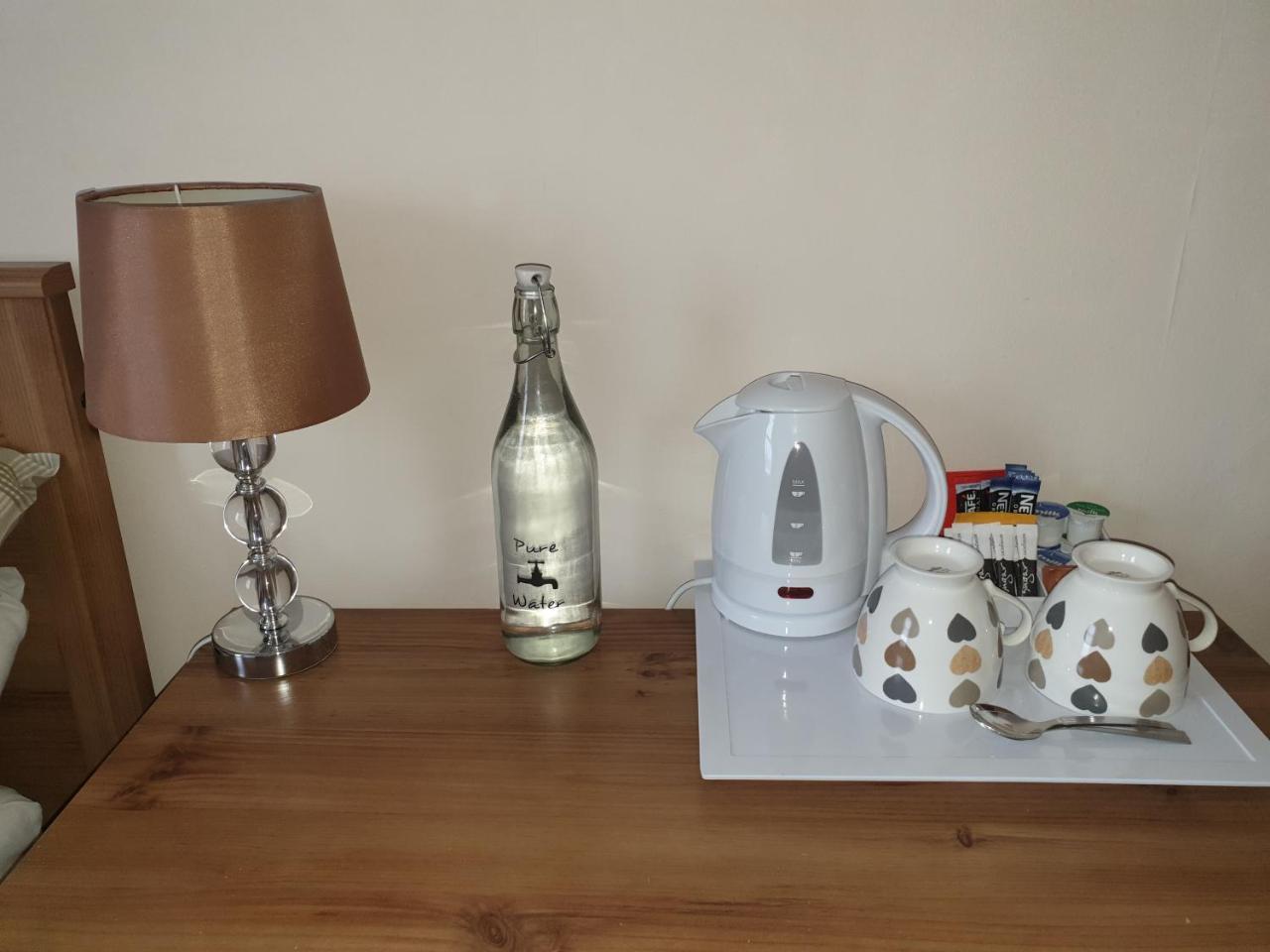 Crofton Guest House Weymouth Bagian luar foto